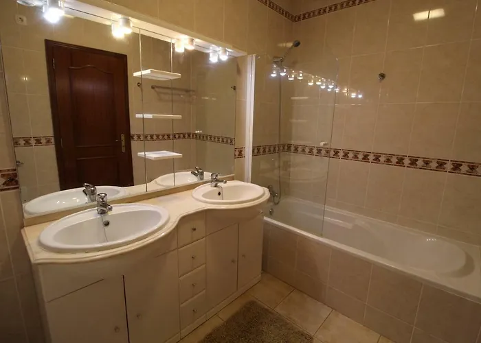 T2 Jardins Do Castelo - Albufeira, Algarve البوفيرا