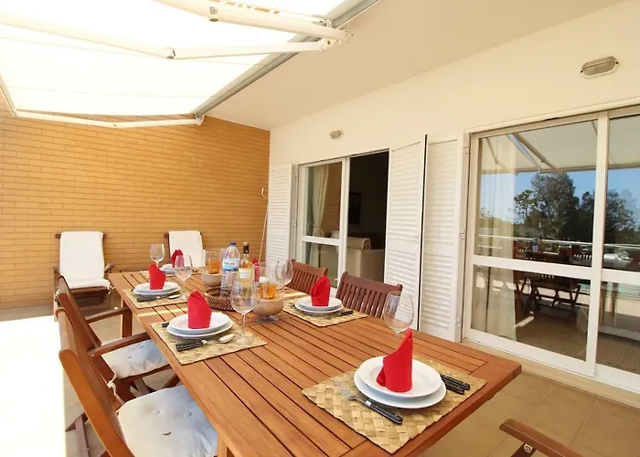 T2 Jardins Do Castelo - Albufeira, Algarve * البوفيرا